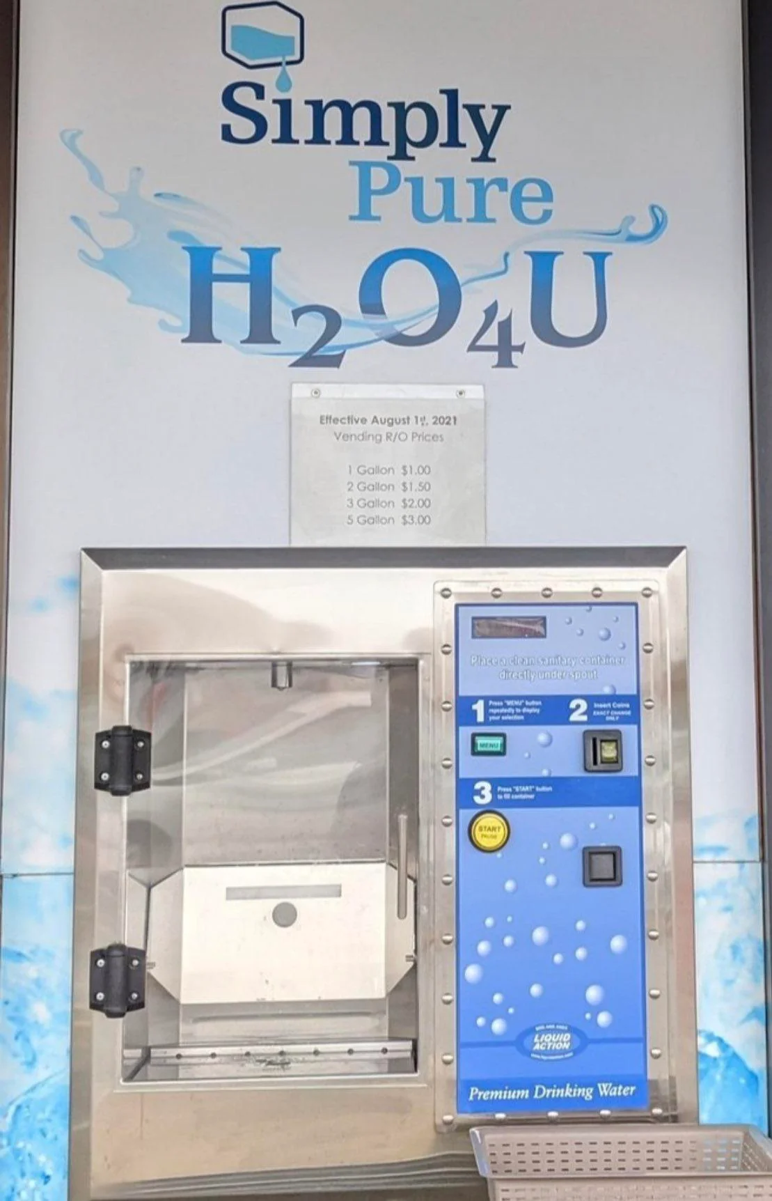 vending machine with H2O4U written in big letters; We can only assume that water from here is Uranium enriched